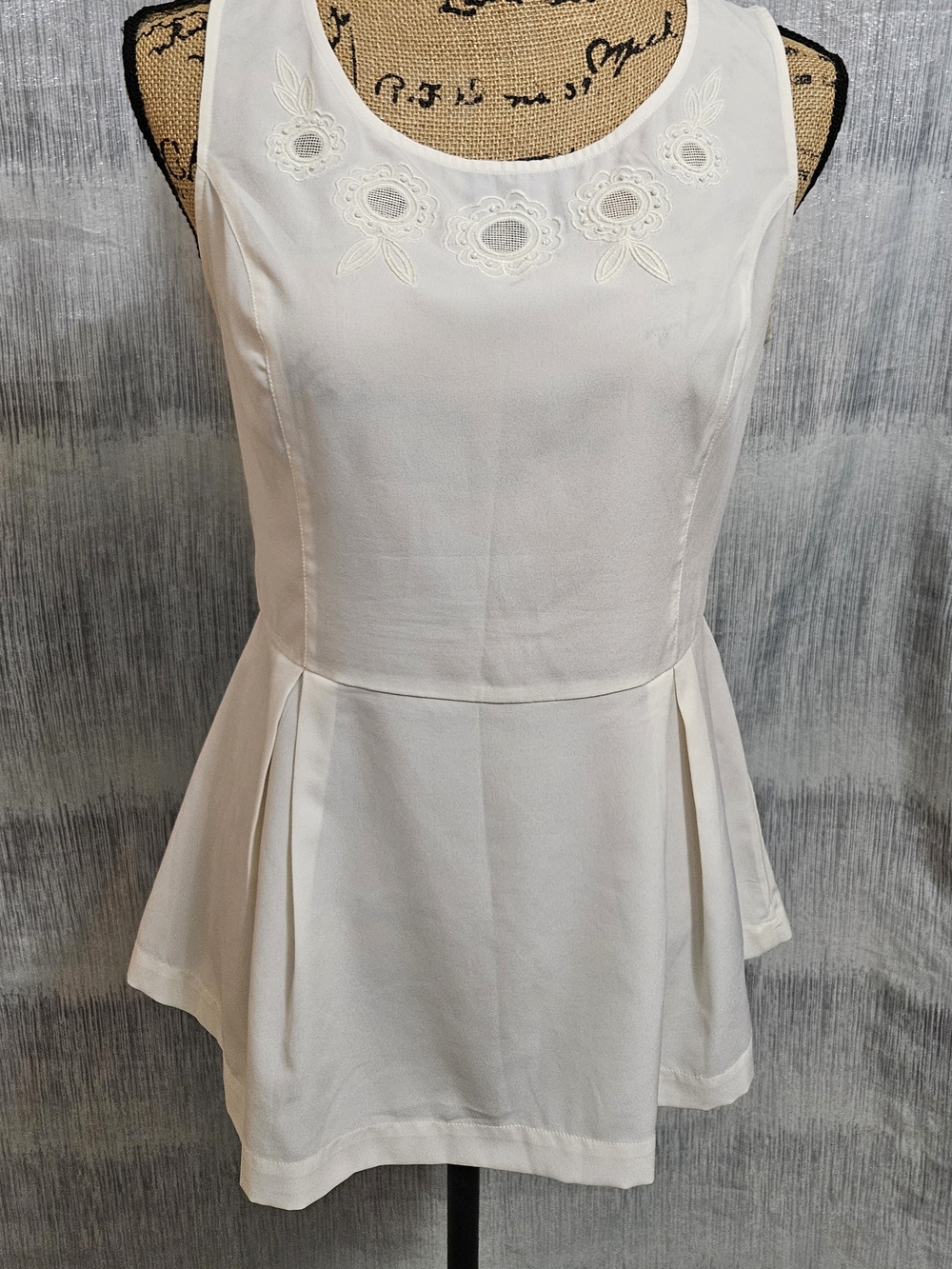 Geode- Sleeveless White Embroidered Peplum Top - Feminine Tank Blouse
